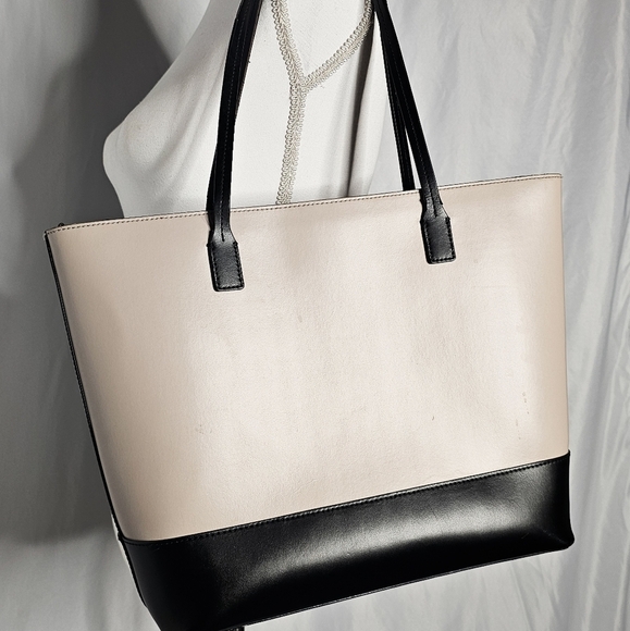 Kate Spade ♤ Sawyer Street Tote - Picture 2 of 3